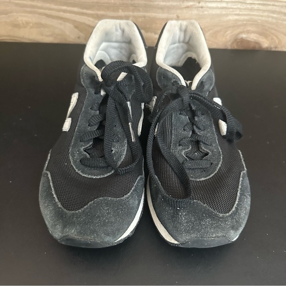 New Balance 515 Men’s 9 Black Suede Leather Gray Shoes Dad Sneakers Athletic - Picture 4 of 10